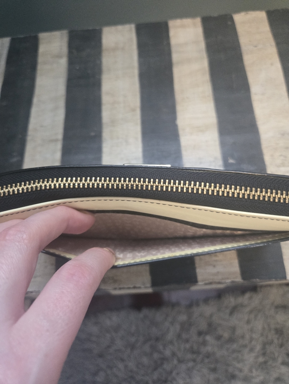 Striped Kate Spade Wallet - Picture 4 of 10